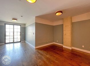 178 Kent Ave #502, Brooklyn, NY 11249