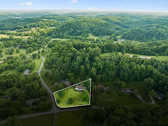 3rd image of 1119 Deer Lake Rd