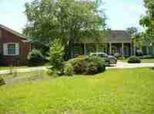 208 Fairway Dr, Pickens, SC 29671