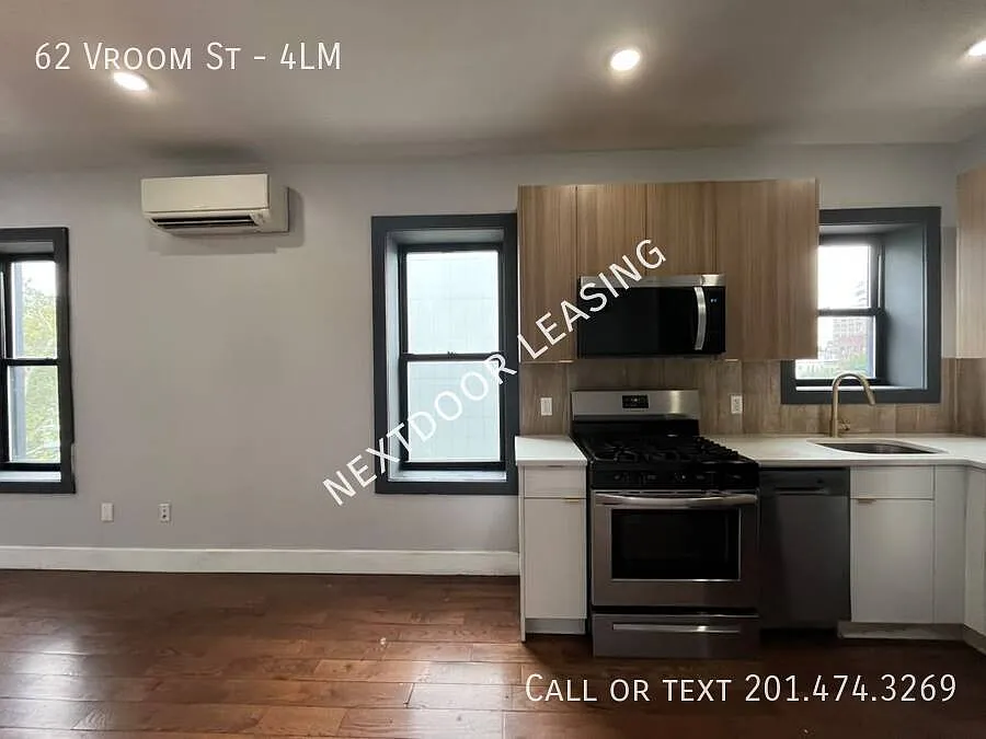 62 Vroom St — Photo 2
