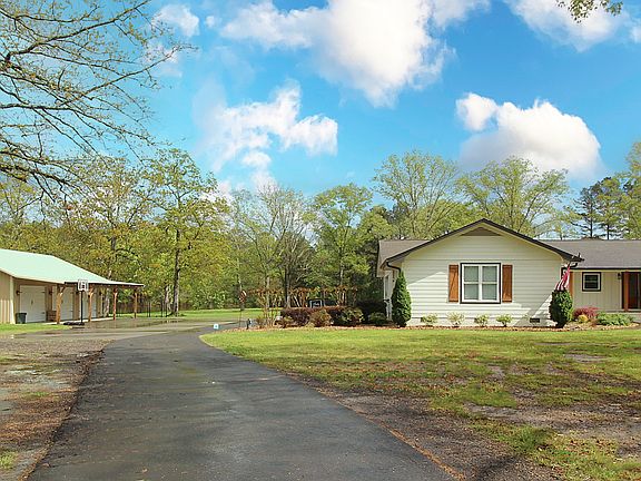 4th image of 1792 Old Summerville Rd NW