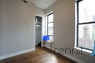 Rented by Rennit Inc.