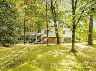 15503 Dale Rd, Chagrin Falls, OH 44022