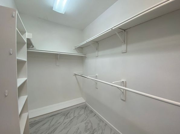 904 Santa Cruz Dr