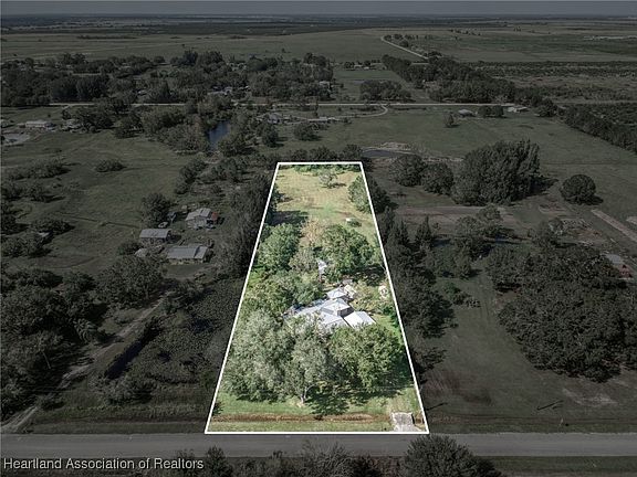 5th image of 2533 Gem Stone Ave