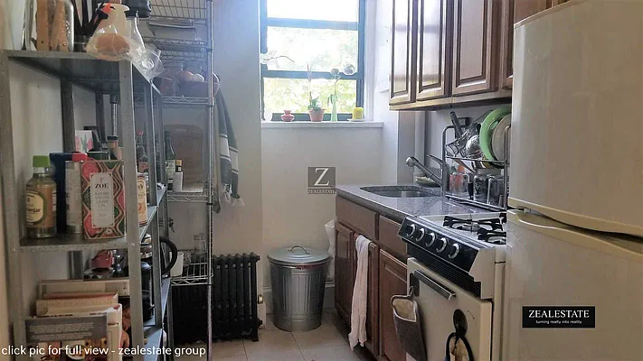 Rented by ZealEstate Group Inc | media 11