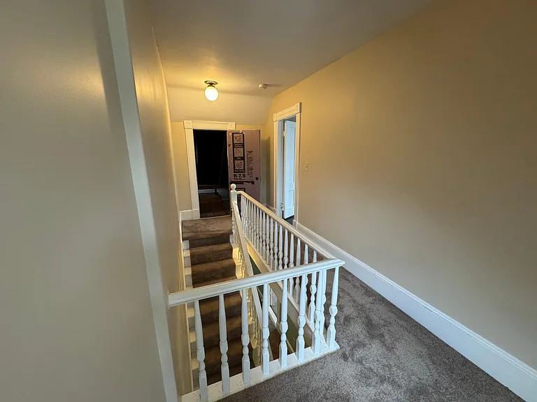 3rd floor hall