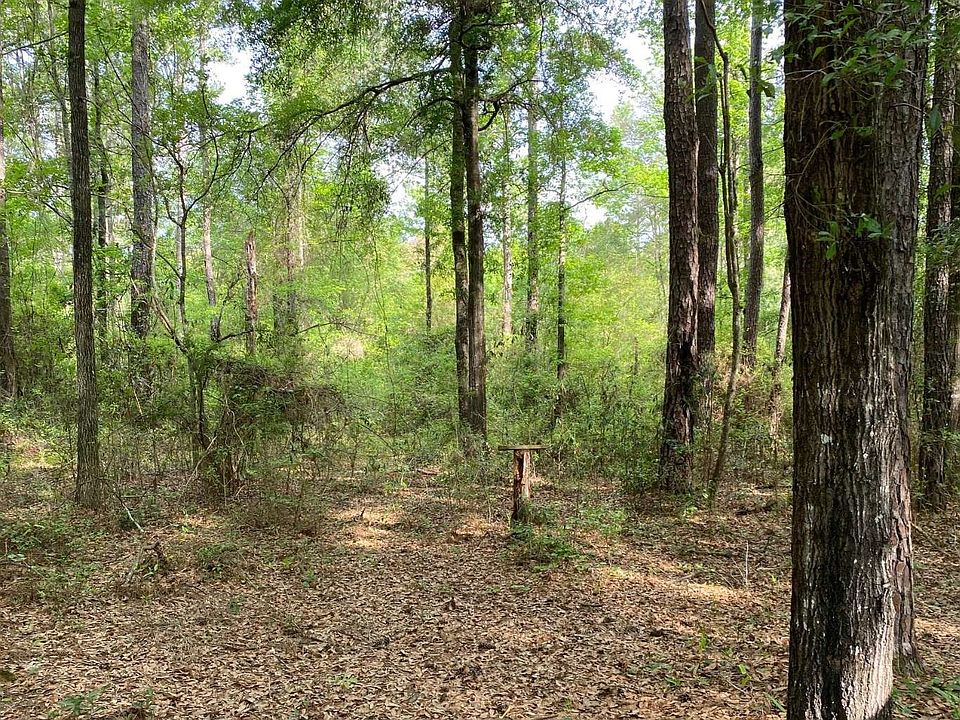 1st image of NE Laurie Ln