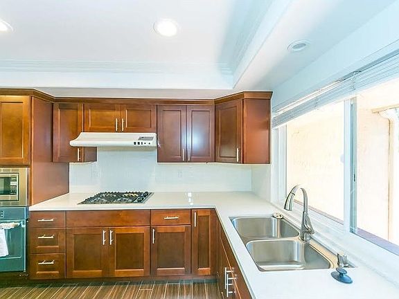 3rd image of 60 Cypress Way