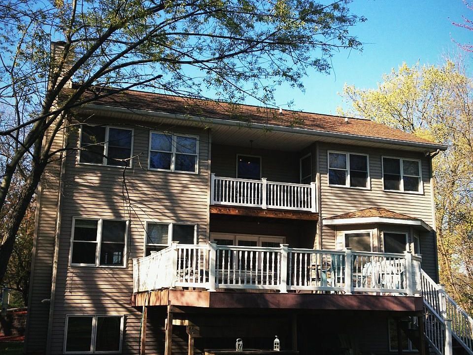 1st image of 2850 Leonard St NW