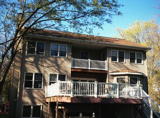 2850 Leonard St NW, Grand Rapids, MI 49504