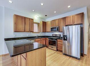 2042 W. Pierce #3, Chicago, IL 60622