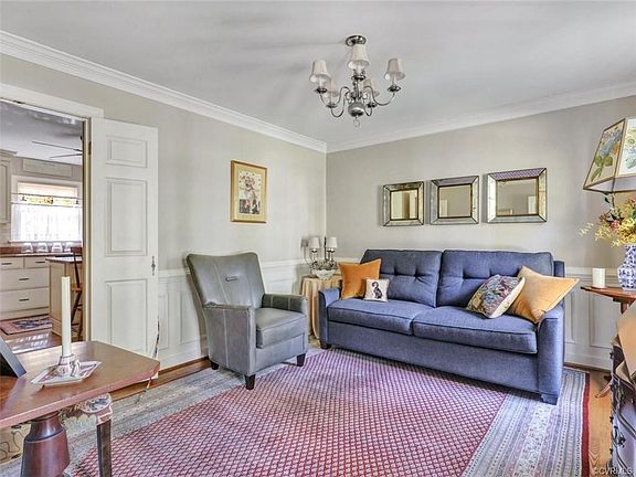 5th image of 11851 Bollingbrook Dr