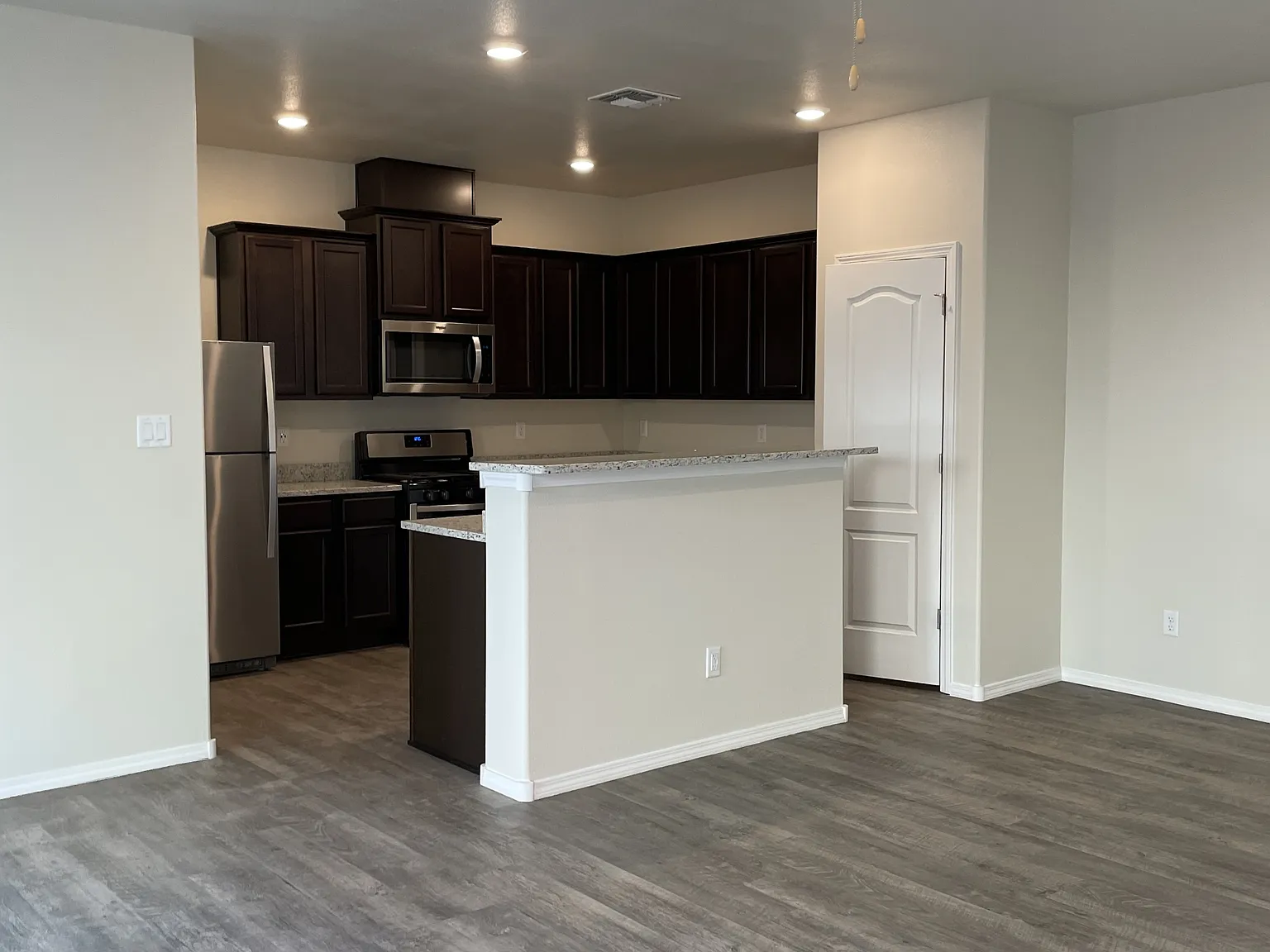 1509 Borrego Drive Southeast - 1 — Photo 4