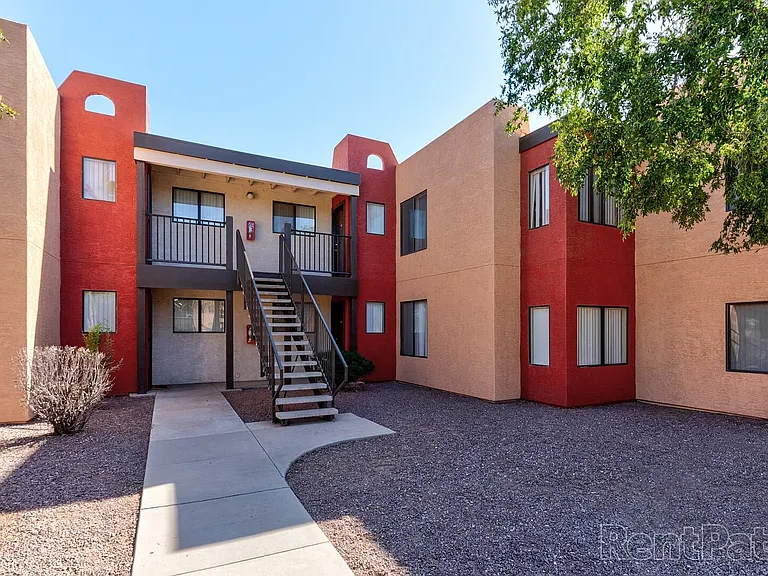 Bella Vista — Photo 15