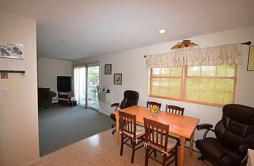 2nd image of 25 Edgelawn Ave APT 12