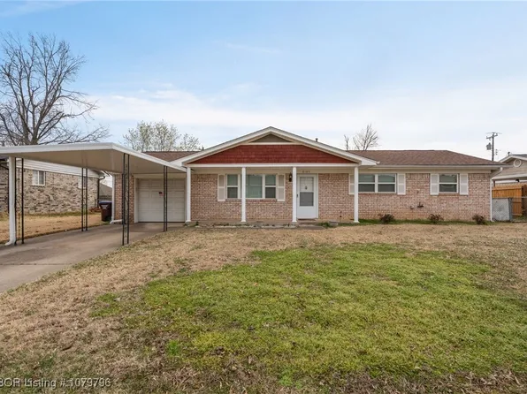 8105 S 22nd Ter, Fort Smith, AR 72908