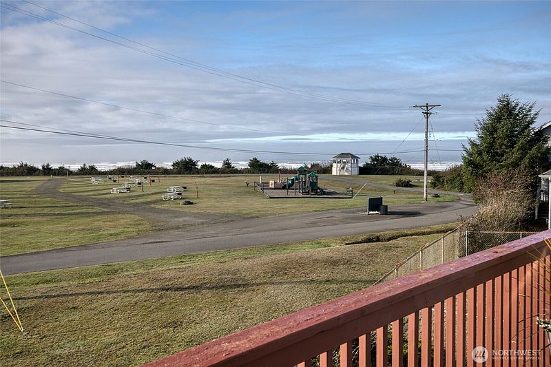 4th image of 24 Darien Lane