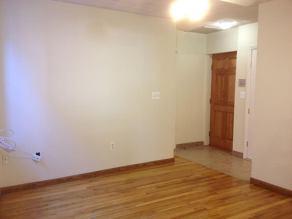 2nd image of 48 N Bennet St APT 4