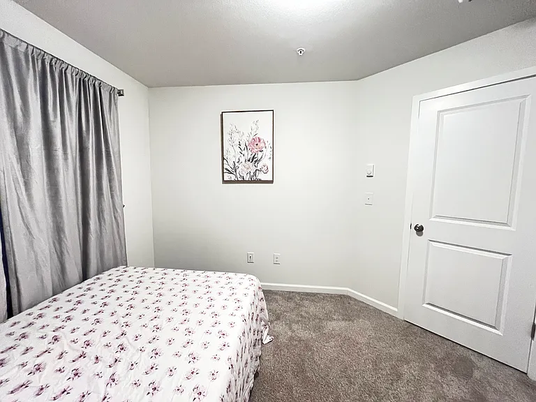 8212 S 132nd St — Photo 12