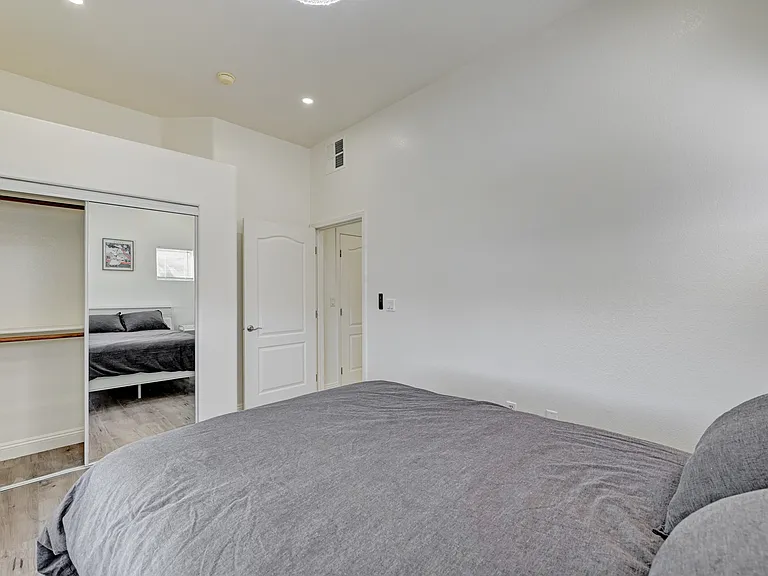2305 W Horizon Ridge Pkwy #1512 — Photo 15