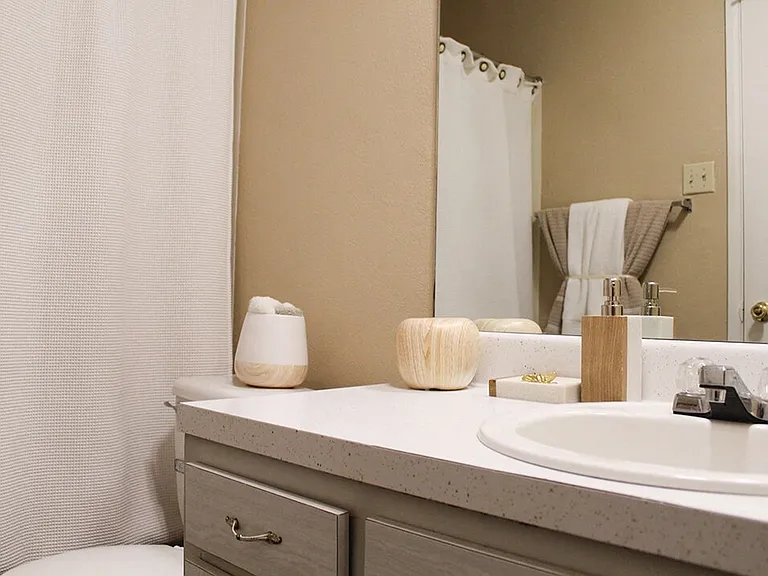 Clean Bathroom!