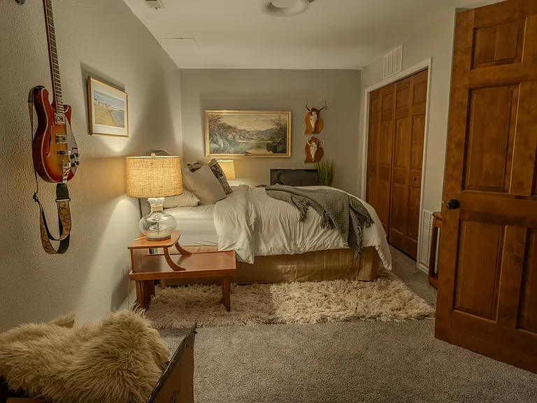 111 Red Rock Ct — Photo 6