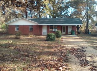 1228 Front St, Vaiden, MS 39176