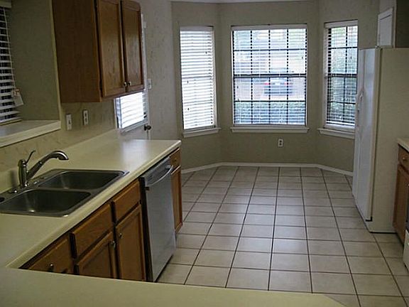 4th image of 8740 Brushy Creek Trl