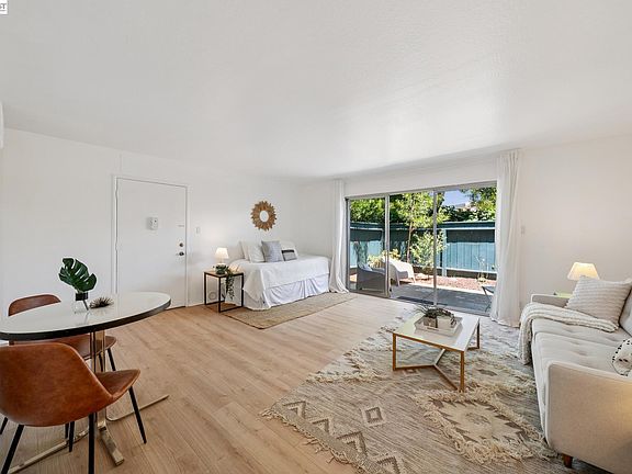 4th image of 2029 Otis Dr APT D