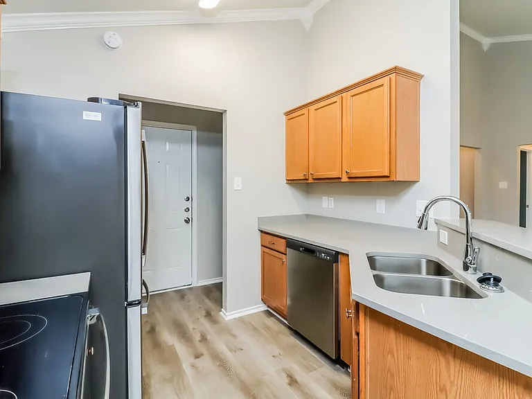 2105 Pacino Dr — Photo 9