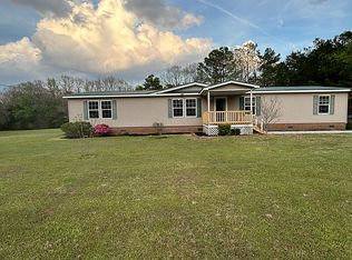 1125 Clifft Rd, Bolivar, TN 38008