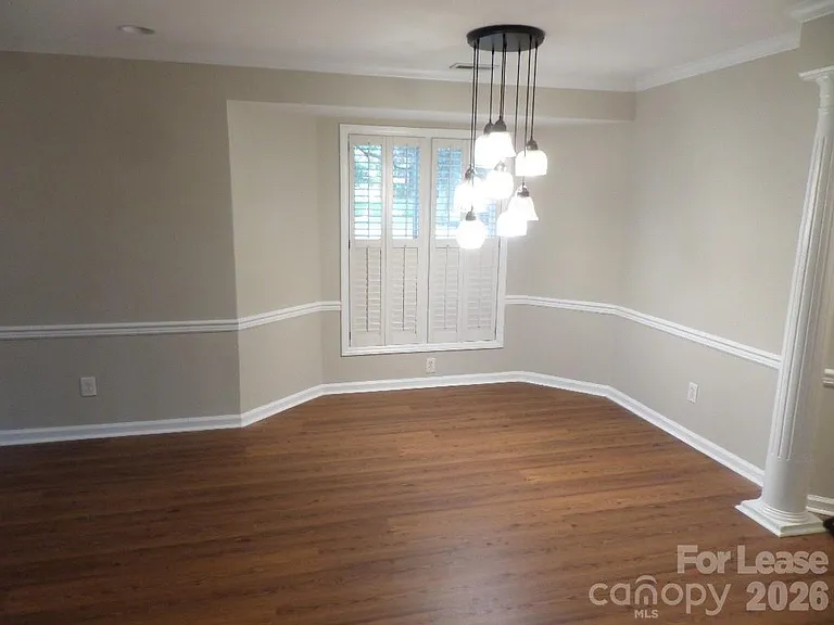 1109 E Morehead St #10 — Photo 6