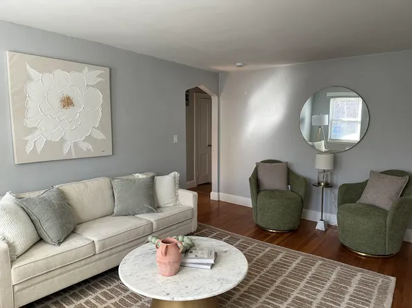 31 Aldrich Rd, Watertown, MA 02472