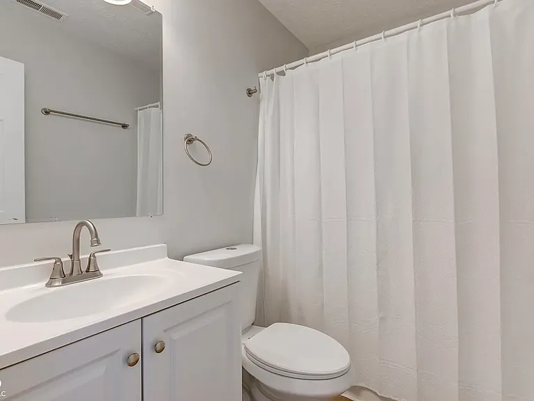 2075 Sea Hero Ct — Photo 30