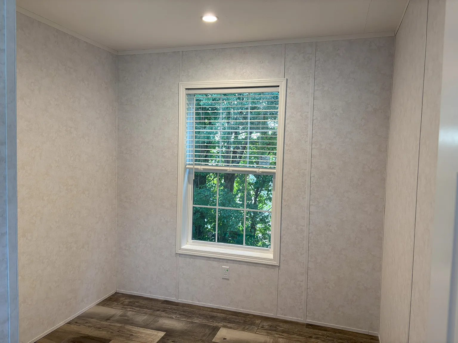 13 Montrose Boulevard - 1 — Photo 4