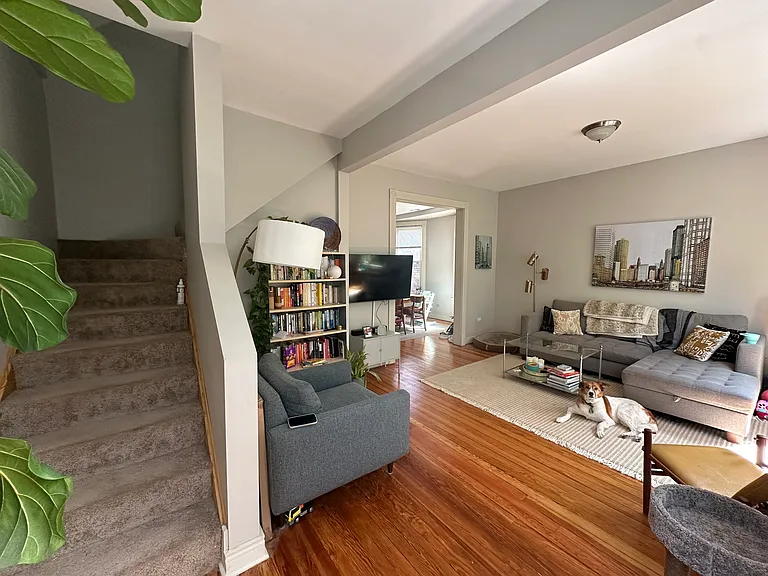 2043 N Sawyer Ave #2 — Photo 4