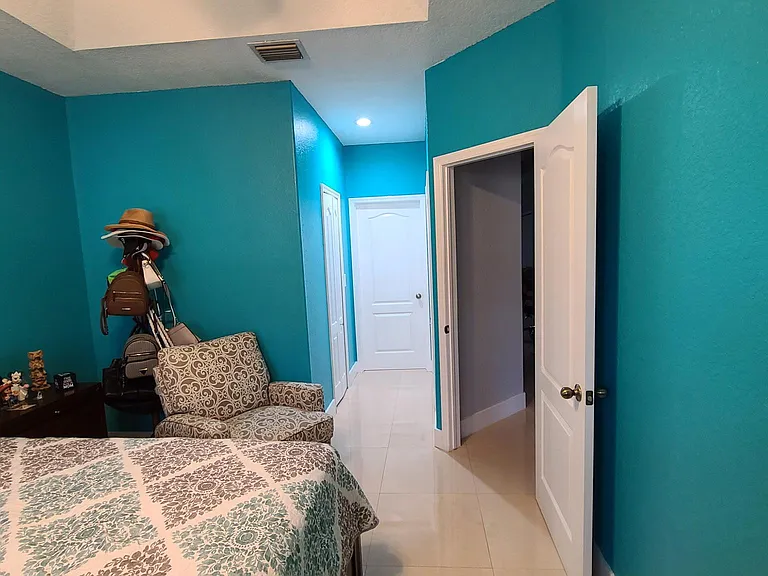 886 SW 149th Ct — Photo 7