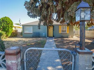 119 3rd Ave SE, Soap Lake, WA 98851