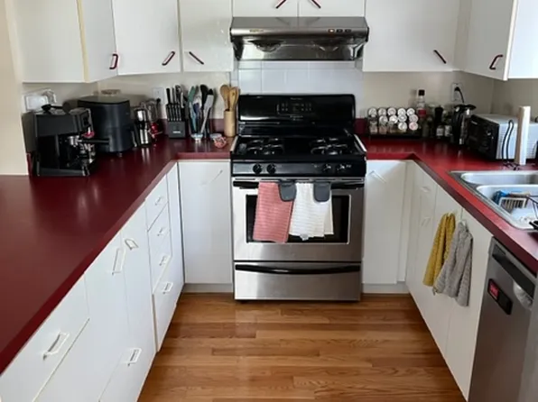 275 Boston Ave #B, Medford, MA 02155