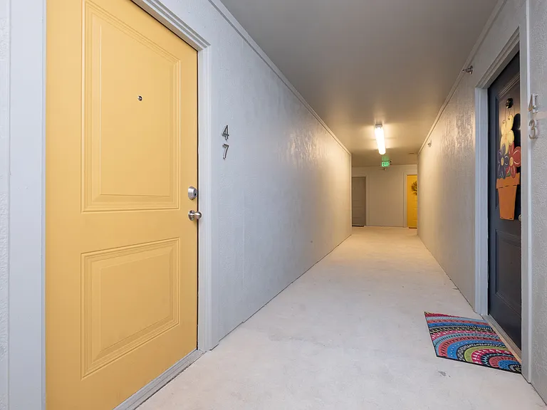 1050 Spencer St #33 — Photo 21