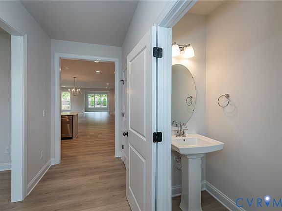 5th image of 4933 Little Henry Ln