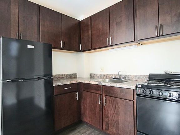 4th image of 3933 N Clarendon Ave APT 503