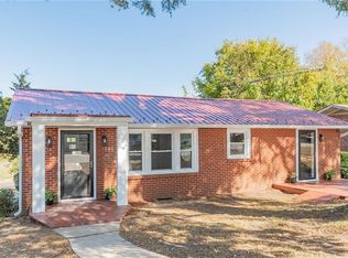 101 Booker Ave, Lexington, NC 27292