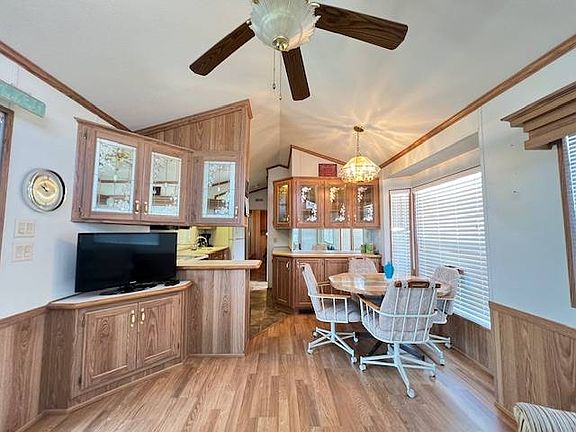 3rd image of 4700 E Main St #1578
