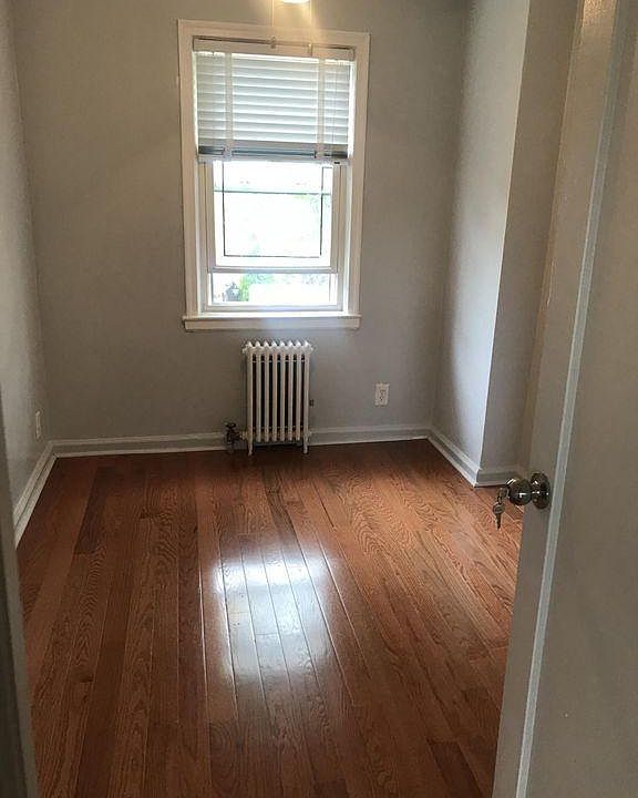 1st image of 7643 167th St Floor 2