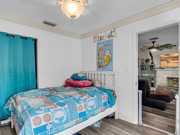 5th image of 30 Jewfish Ave