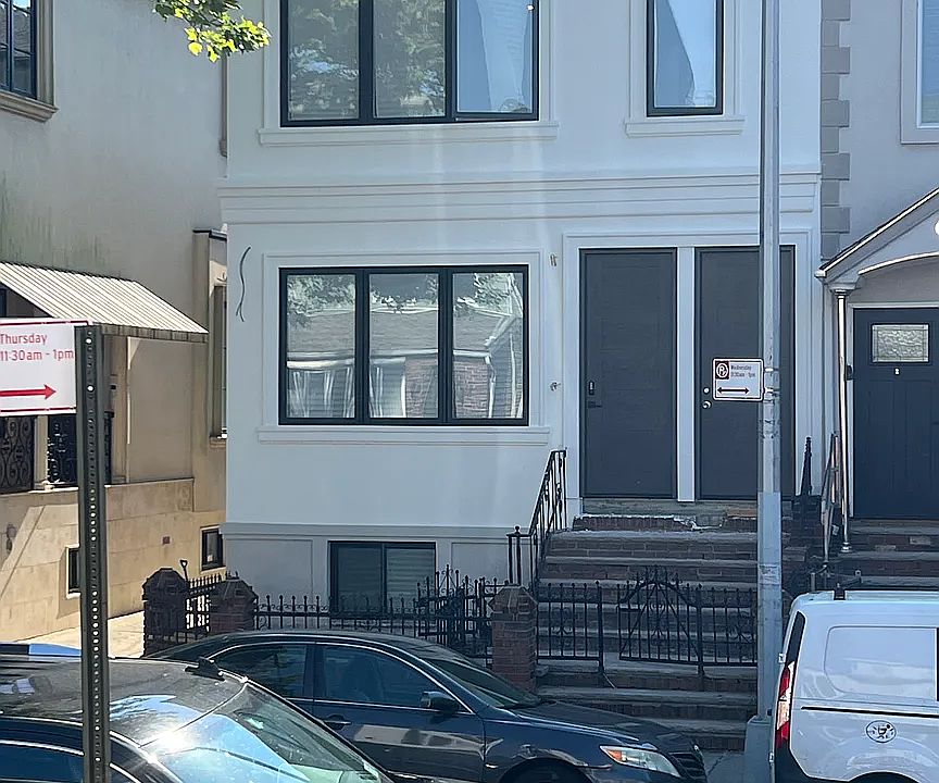 1st image of 2206 E 5th St Floor 2