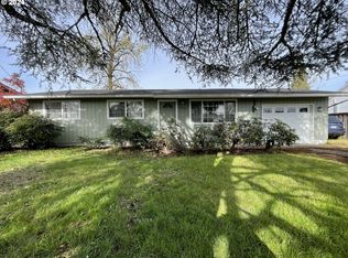 360 S 46th St, Springfield, OR 97478