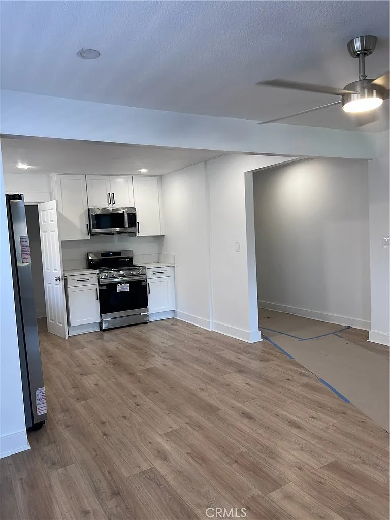 2 bed, 1048 sqft, $2,795 — Photo 4